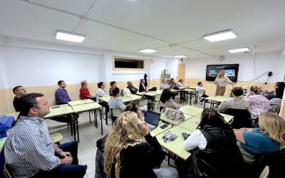 Segunda sesión de la «Escuela de familias» del Colegio Manuel Siurot de Málaga